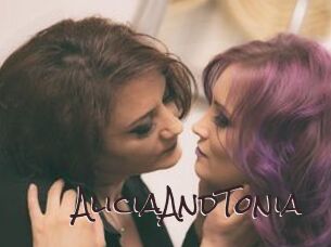 AliciaAndTonia