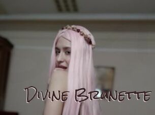 Divine_Brunette