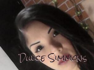 Dulce_Simmons