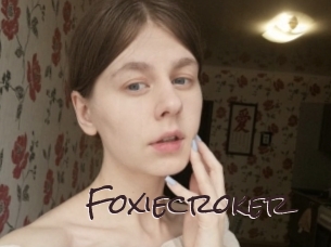 Foxiecroker