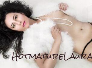 HotmatureLaura