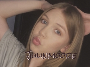 Julinmoore
