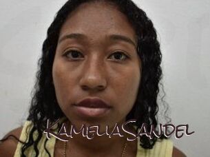 KameliaSandel