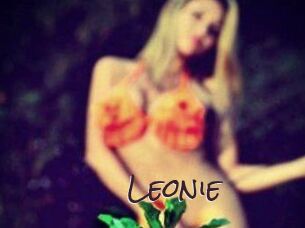 Leonie