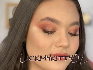 Lickmykitty02