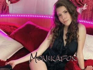 Monikafox