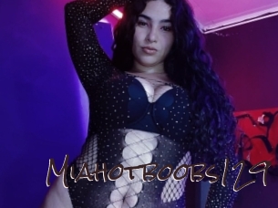 Miahotboobs129