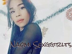 Naomi_Sexggirlts