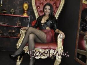 Roxy_Davis