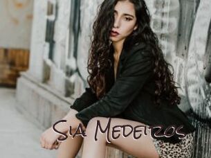 Sia_Medeiros