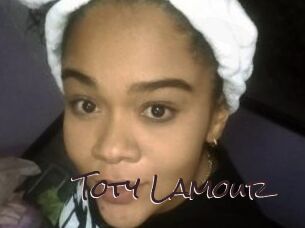 Toty_Lamour