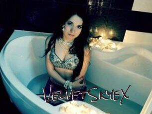 VelvetSkyeX